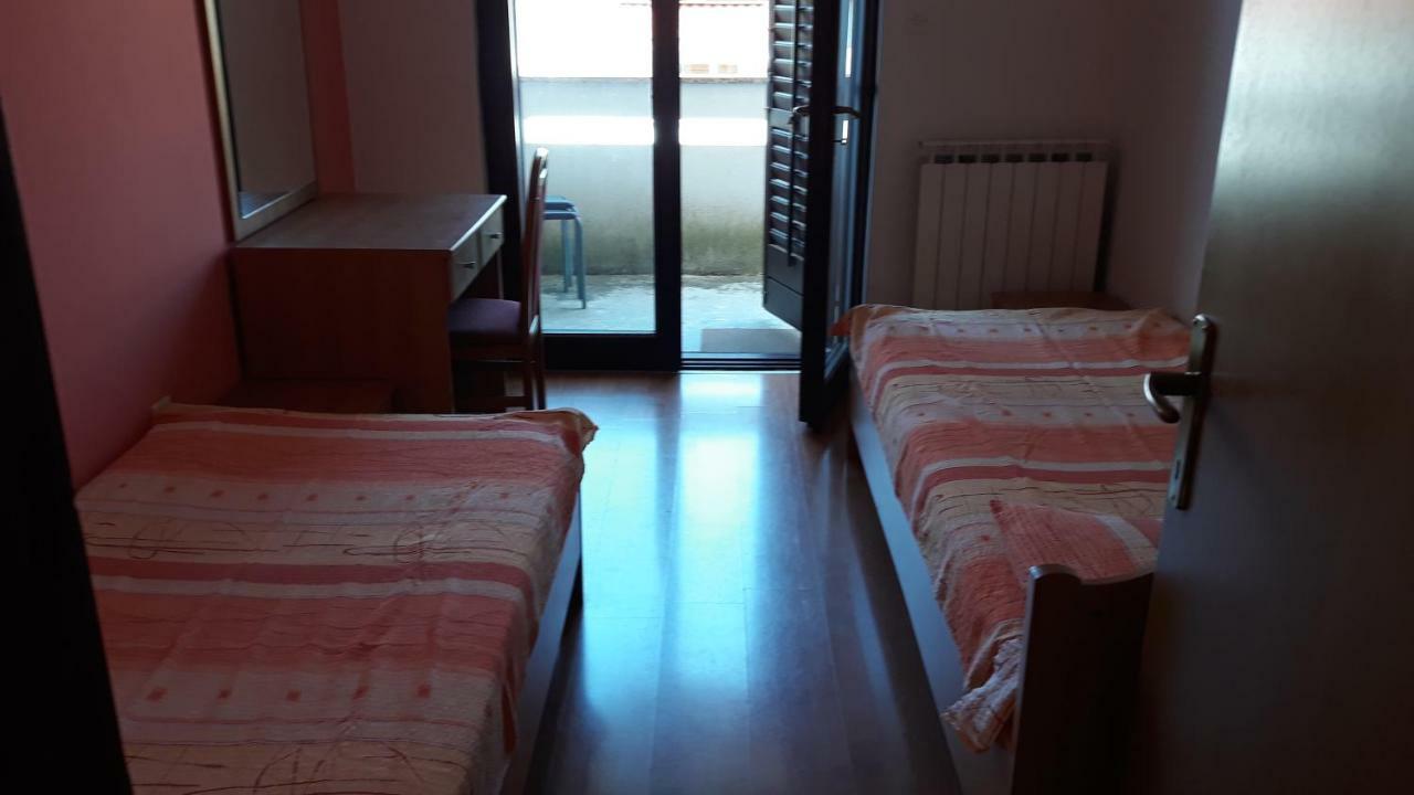 Apartmani Vukovic 普纳特 外观 照片